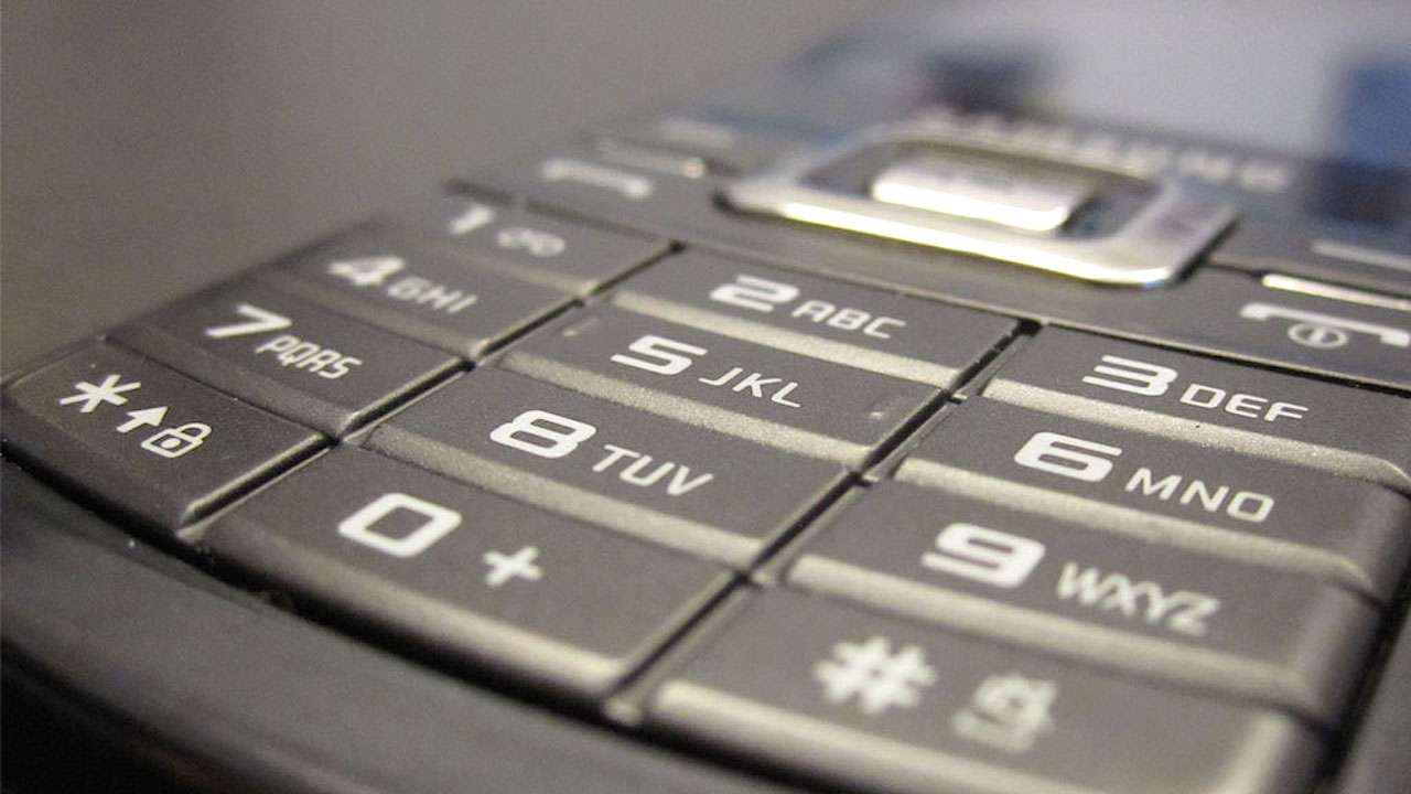 Exposition aux ondes, l'ANFR juge conformes les téléphones portables testés