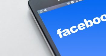Facebook se prépare à la présidentielle américaine. En toute transparence ? facebook