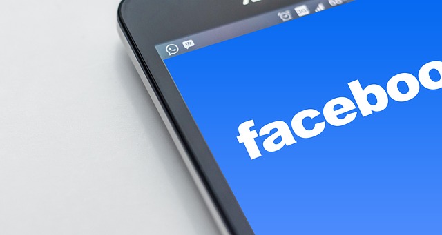 changement-interface-facebook-sur-smartphone