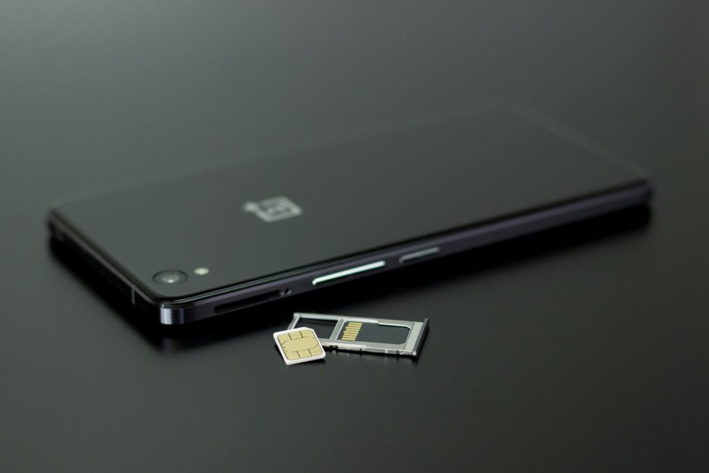 balise alt = transfert eSIM iPhone Free