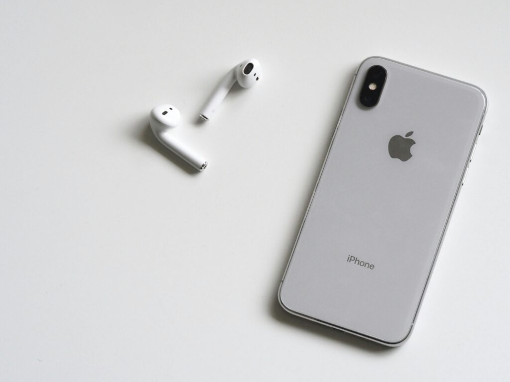 balise alt = action collective Siri Apple