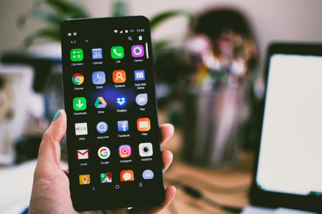 balise alt = interdiction smartphones mineurs